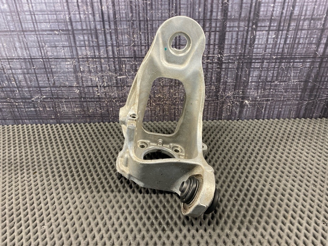 Поворотный кулак, 3260 рублей, Красноярск