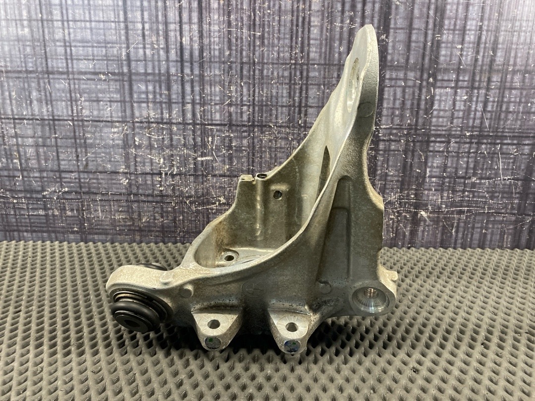 Поворотный кулак, 3260 рублей, Красноярск