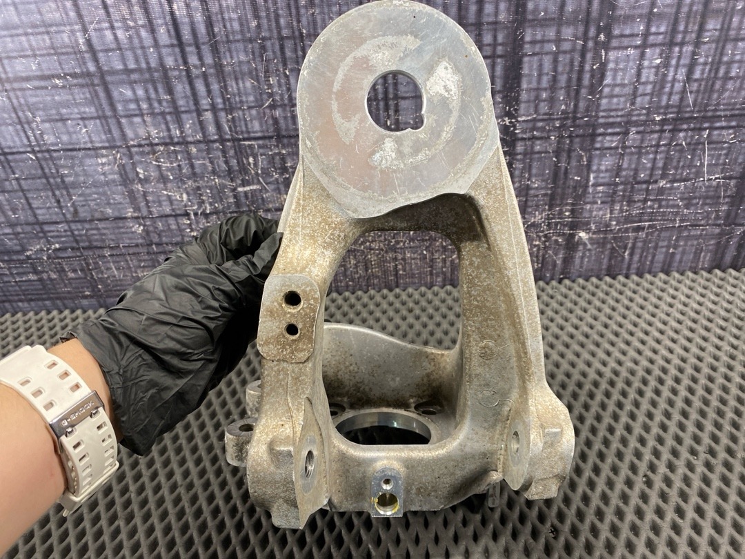 Поворотный кулак, 3260 рублей, Красноярск