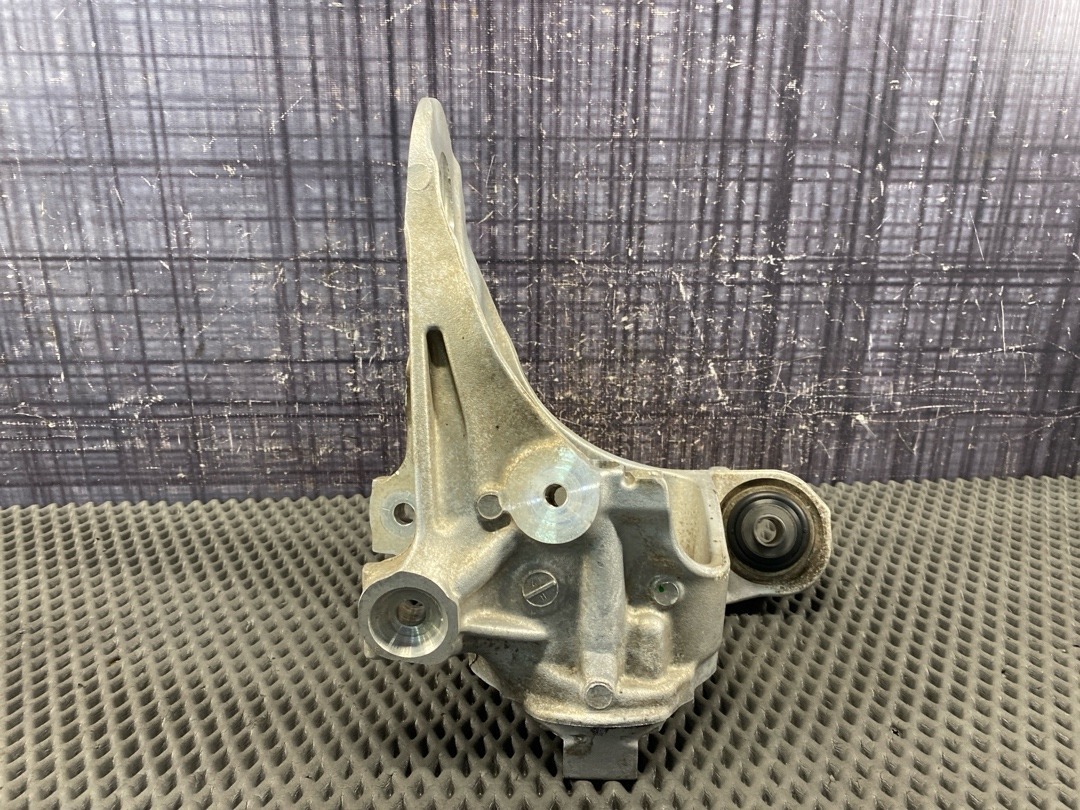 Поворотный кулак, 3260 рублей, Красноярск