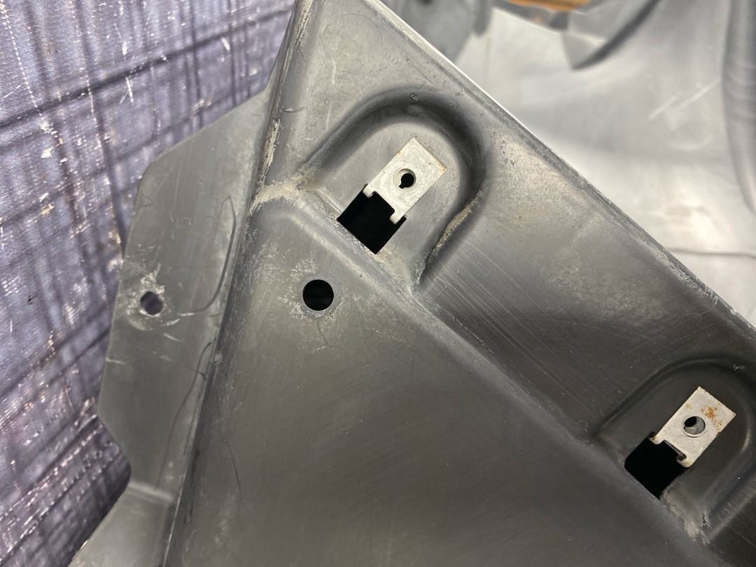 Подкрылок, 6720 рублей, Красноярск