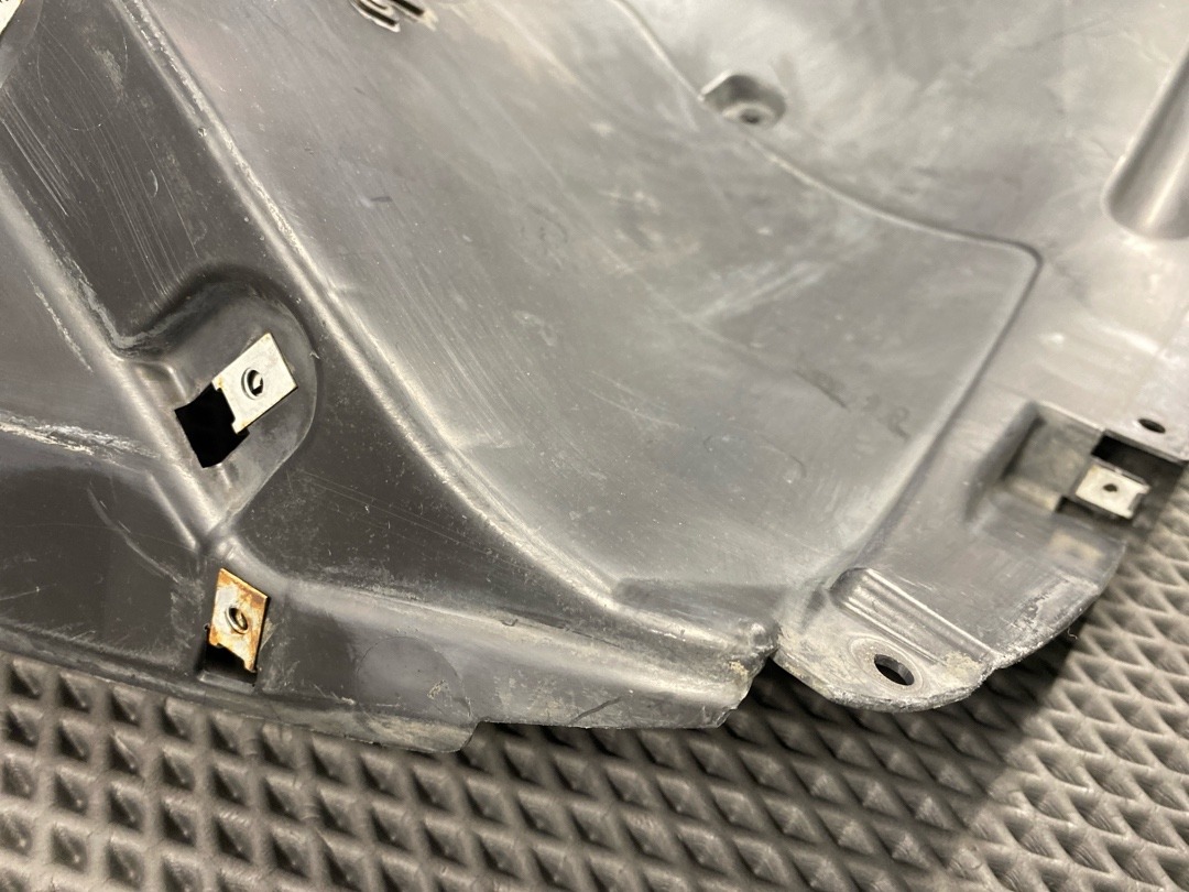 Подкрылок, 6720 рублей, Красноярск