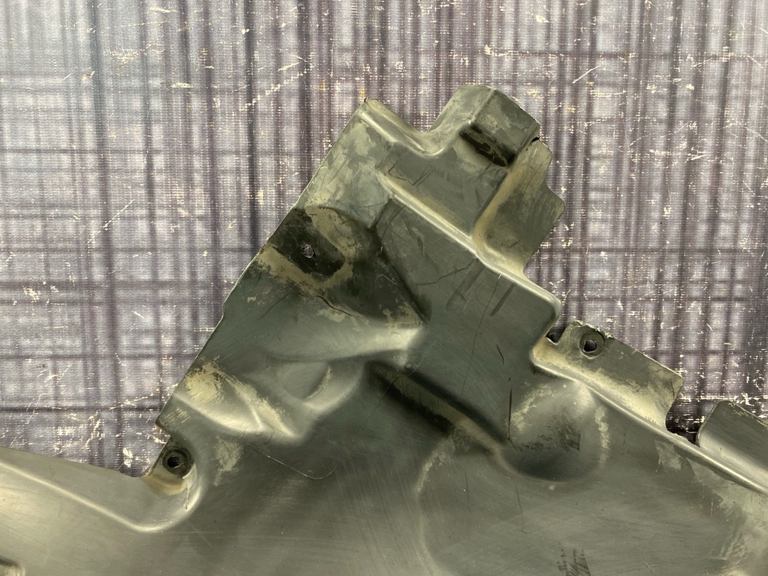 Подкрылок, 6720 рублей, Красноярск