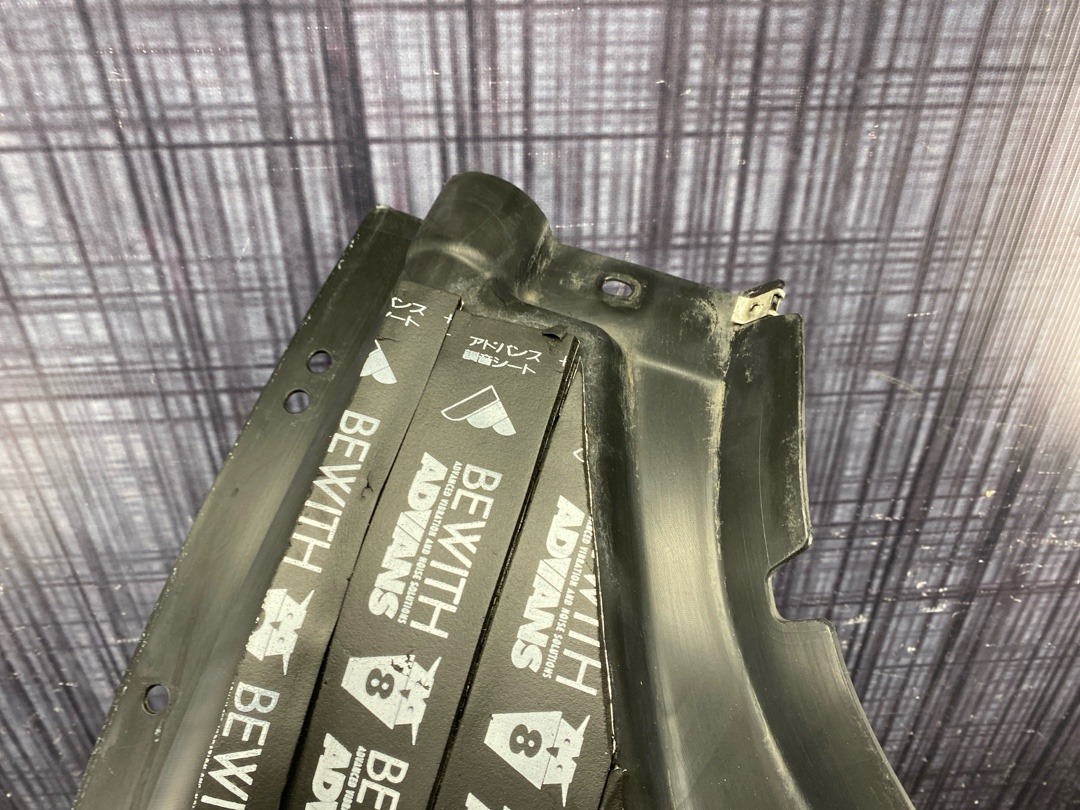 Подкрылок, 6720 рублей, Красноярск