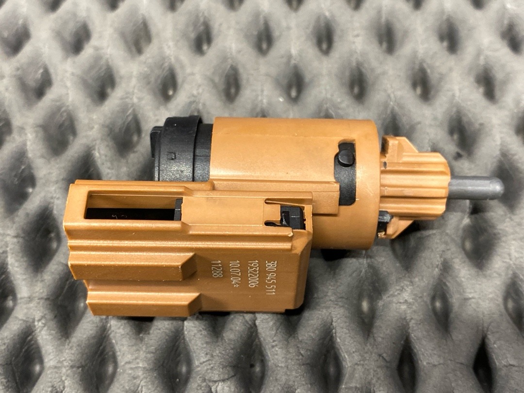 Концевик педали тормоза, 1140 рублей, Красноярск