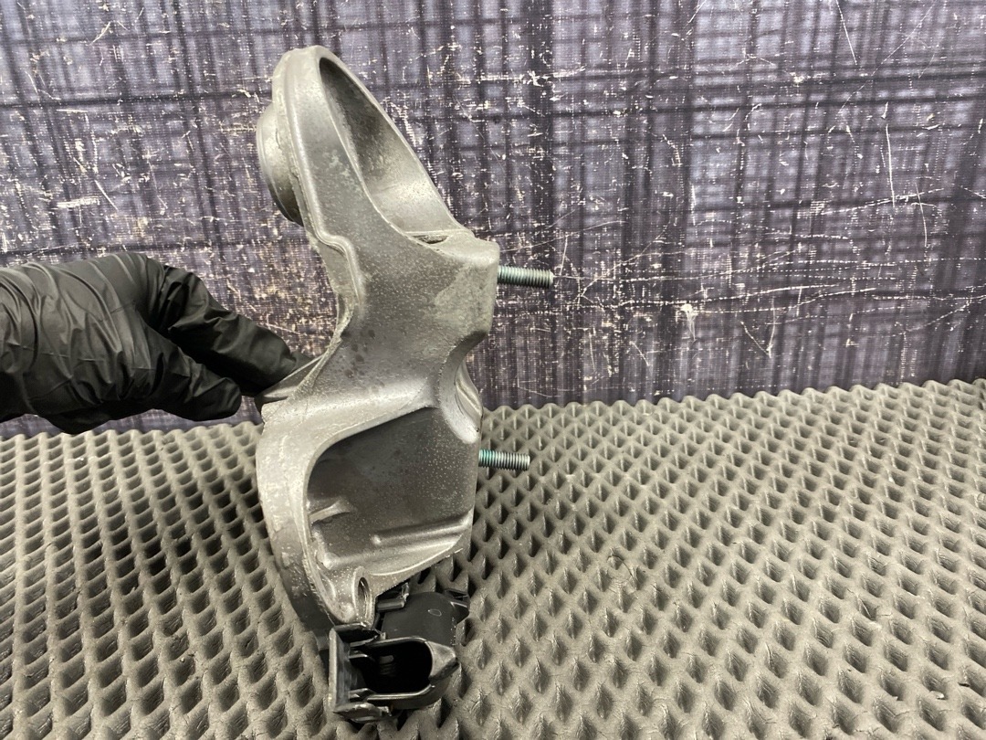 Кронштейн двигателя, 1110 рублей, Красноярск