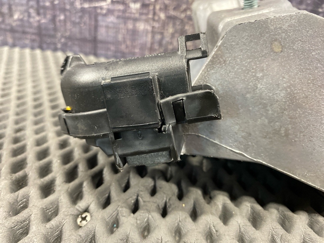 Кронштейн двигателя, 1110 рублей, Красноярск