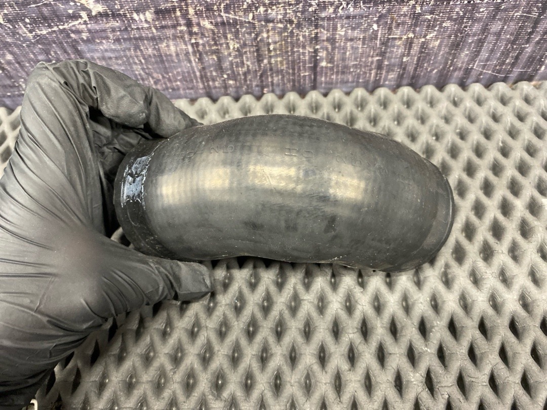 Патрубок интеркуллера, 720 рублей, Красноярск