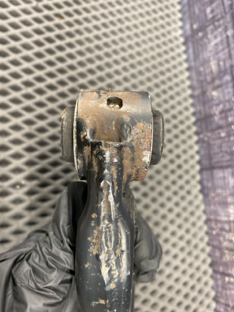 Рычаг подвески, 2710 рублей, Красноярск