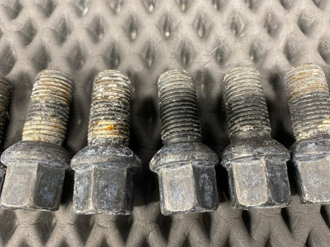 Комплект колесных болтов, 3340 рублей, Красноярск