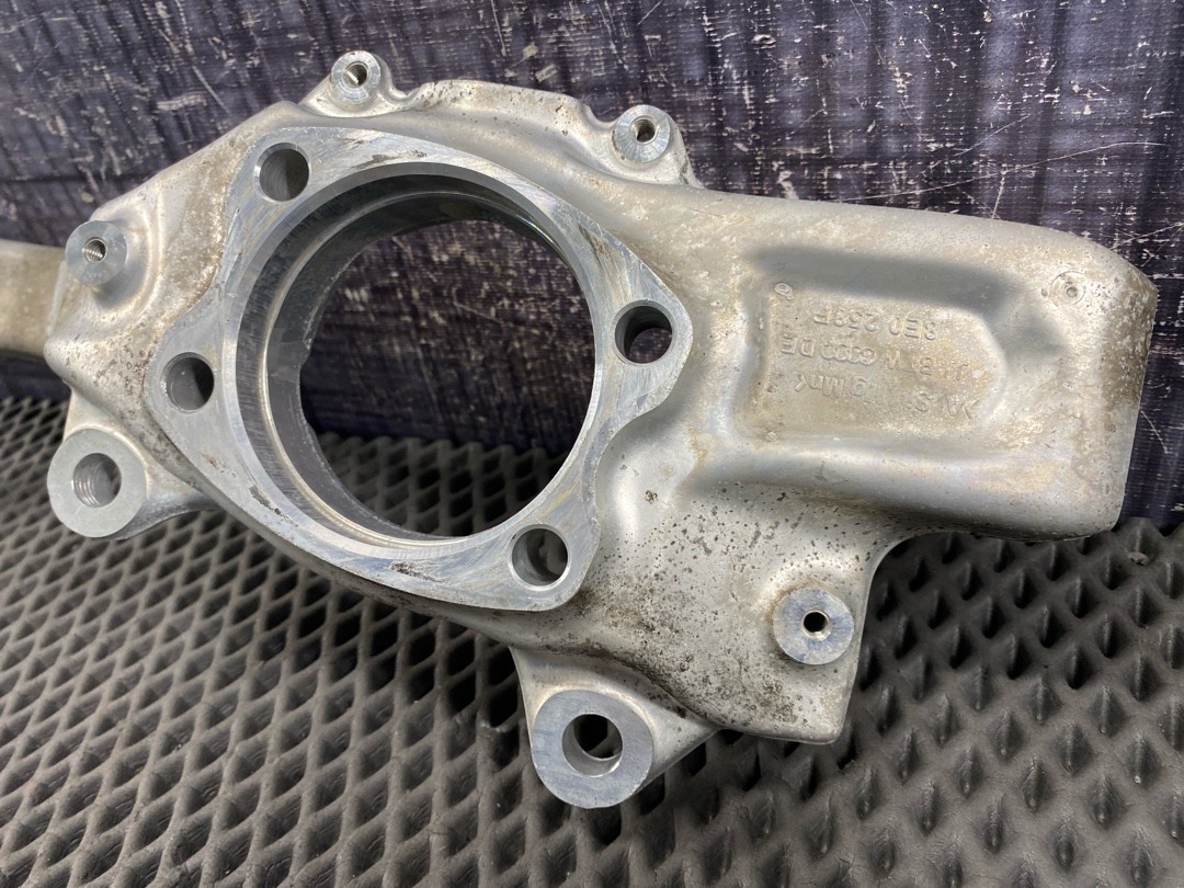 Поворотный кулак, 15120 рублей, Красноярск