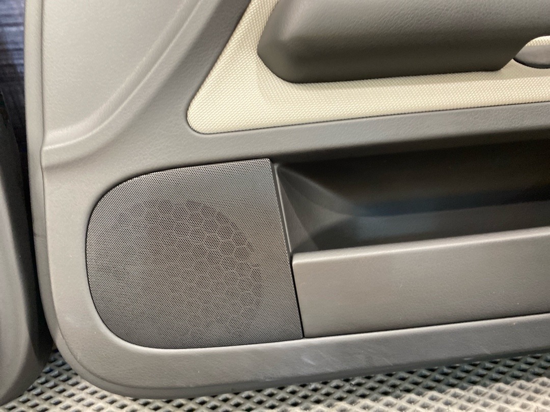 Комплект обшивок дверей, 8220 рублей, Красноярск