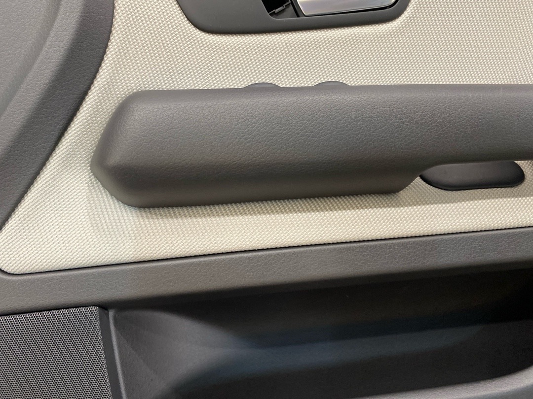 Комплект обшивок дверей, 8220 рублей, Красноярск