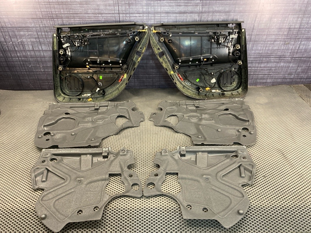 Комплект обшивок дверей, 8220 рублей, Красноярск