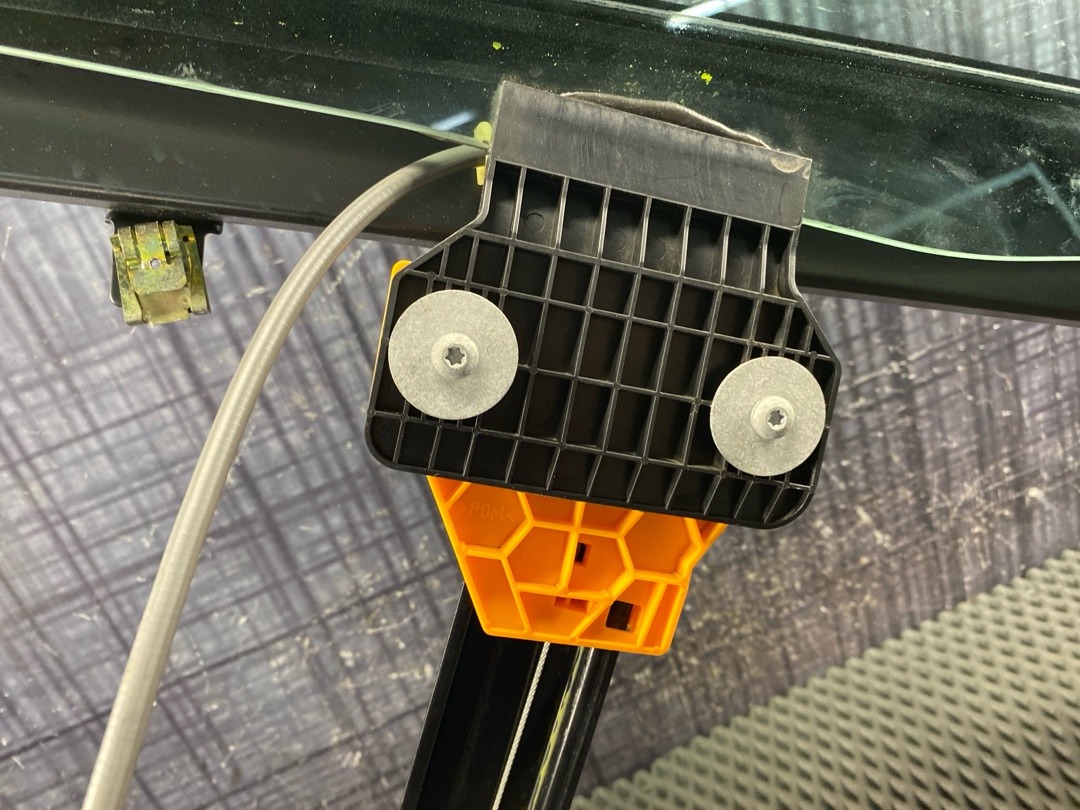 Стеклоподъемник, 2460 рублей, Красноярск