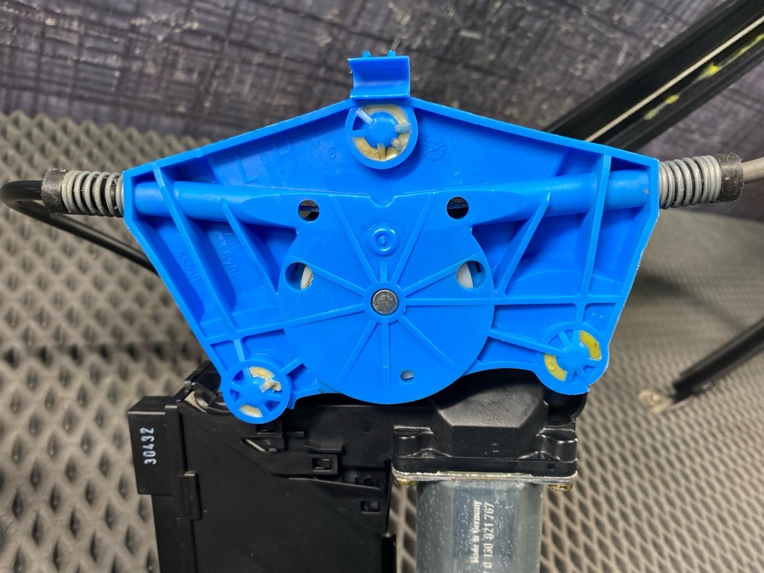 Стеклоподъемник, 2460 рублей, Красноярск