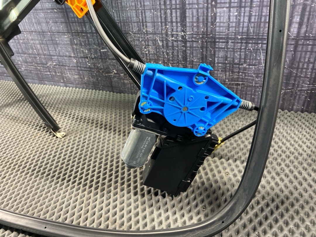 Стеклоподъемник, 2460 рублей, Красноярск