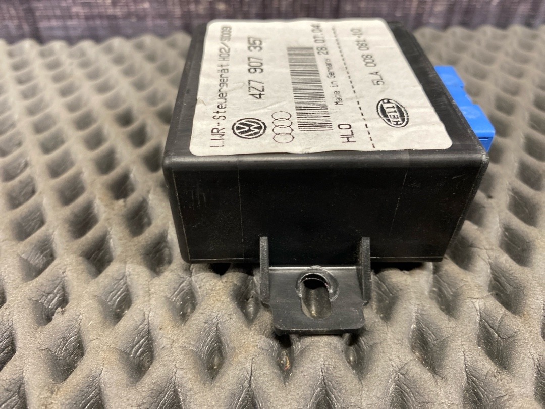 Блок управления корректором фар, 1210 рублей, Красноярск