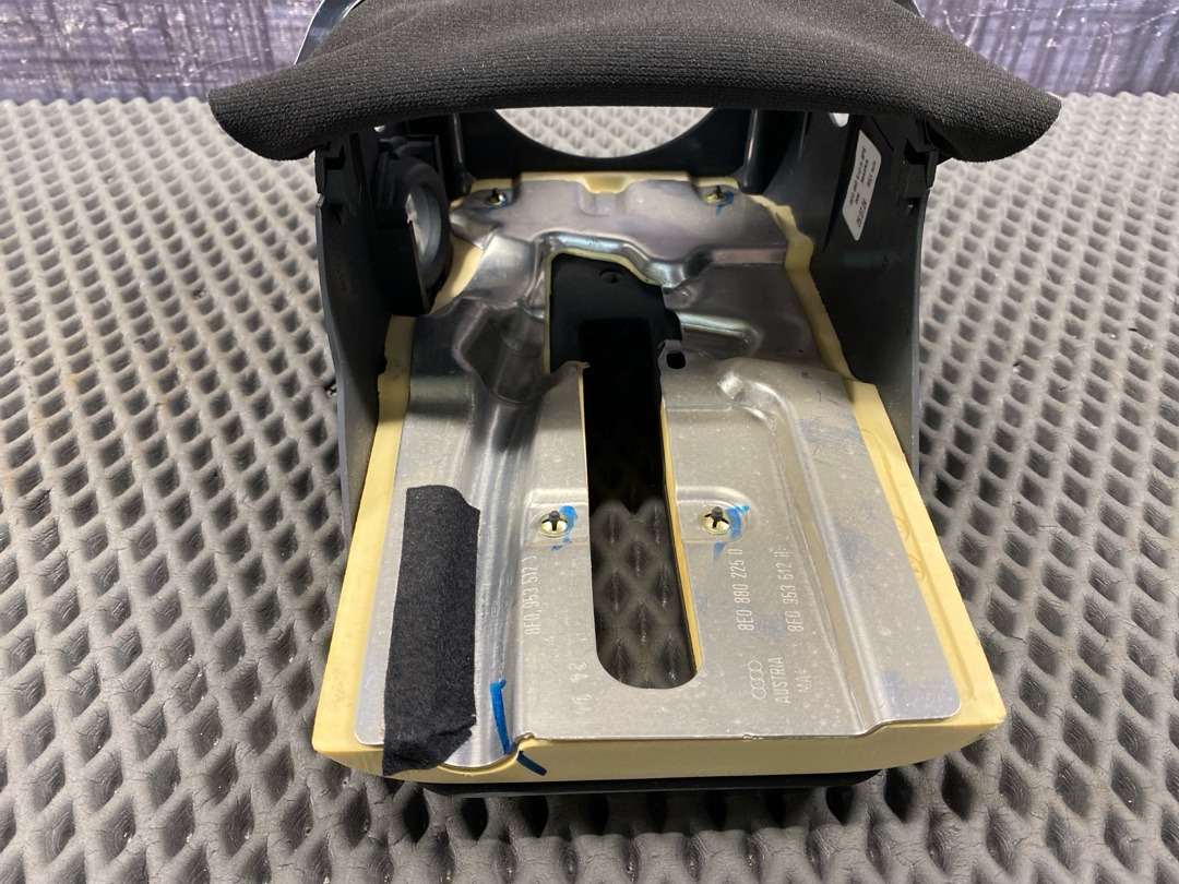 Кожух рулевой колонки, 1040 рублей, Красноярск