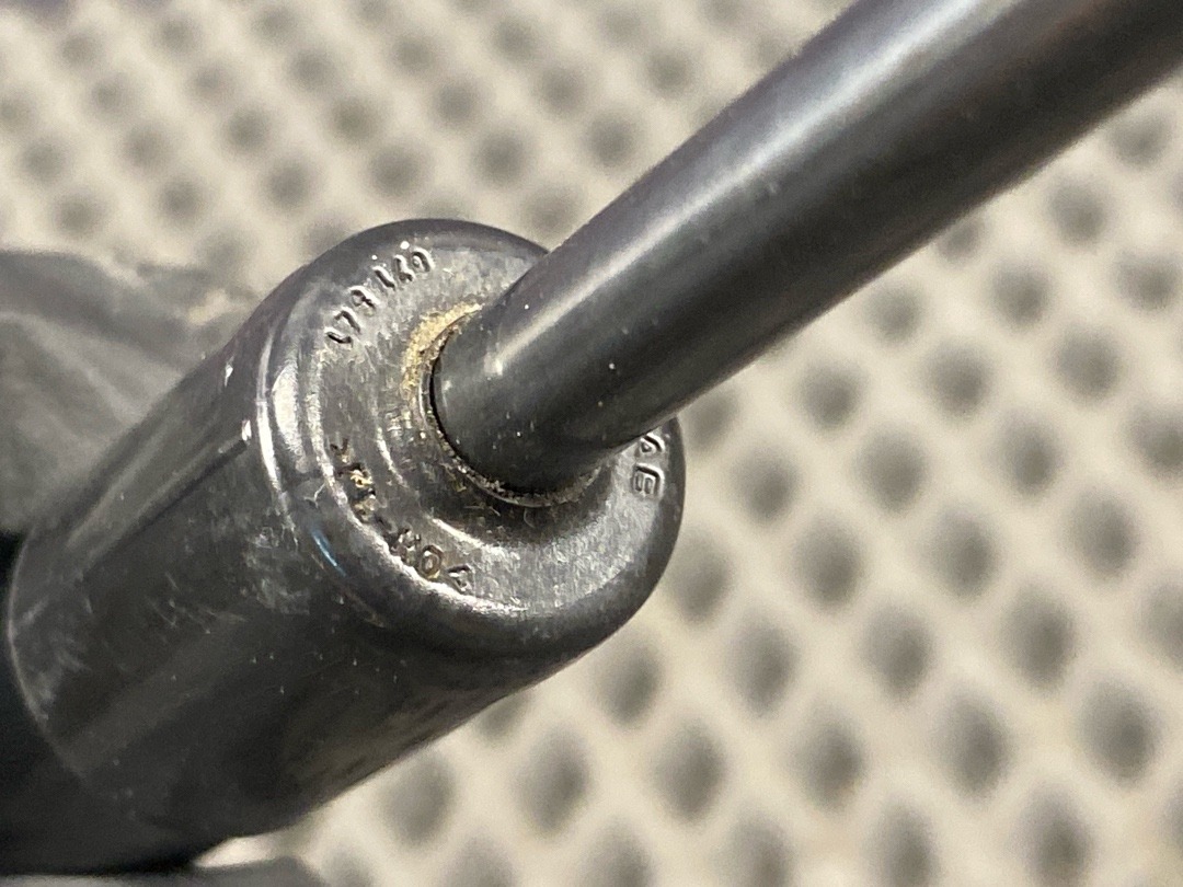 Амортизатор багажника, 740 рублей, Красноярск