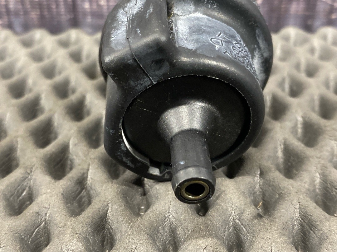 Клапан вентиляции топливного бака, 2230 рублей, Красноярск