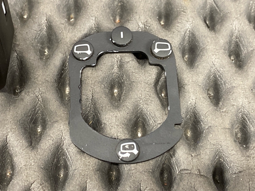 Кнопка регулировки зеркал, 1420 рублей, Красноярск