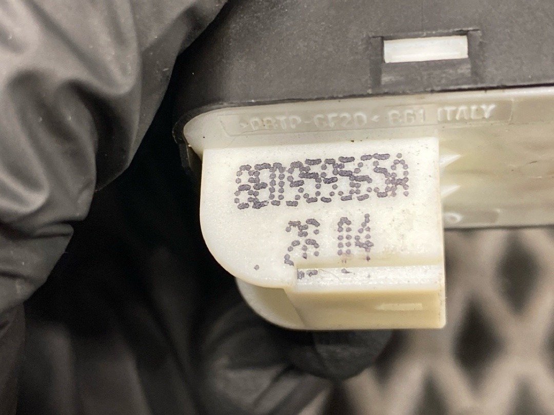 Кнопка регулировки зеркал, 1420 рублей, Красноярск