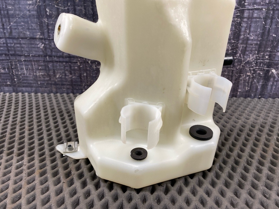 Бачок омывателя, 2960 рублей, Красноярск