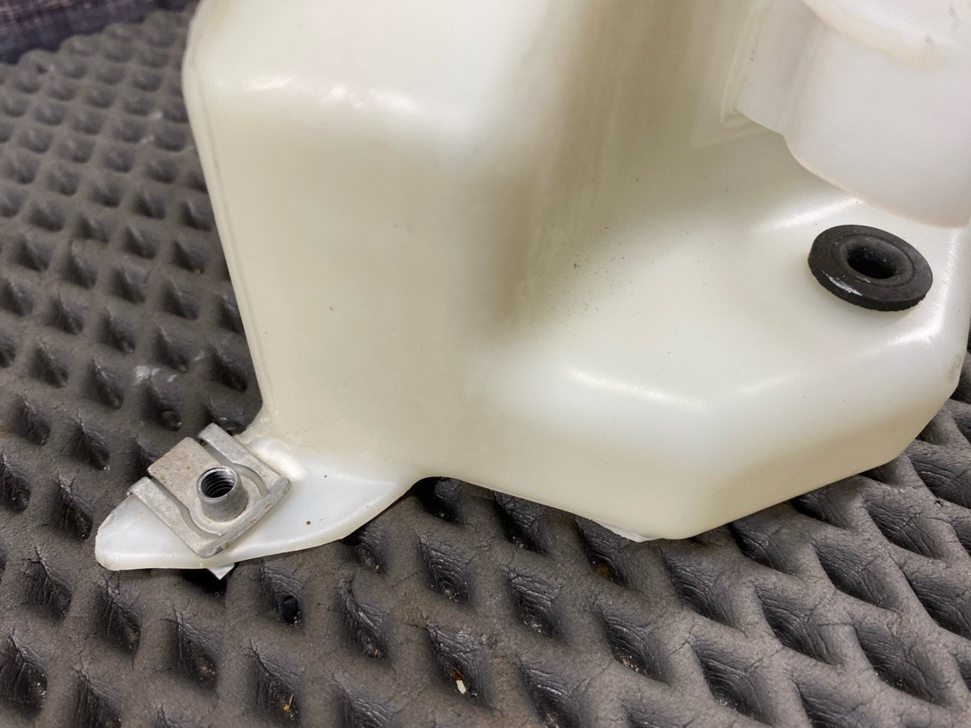 Бачок омывателя, 2960 рублей, Красноярск