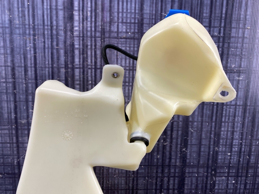 Бачок омывателя, 2960 рублей, Красноярск