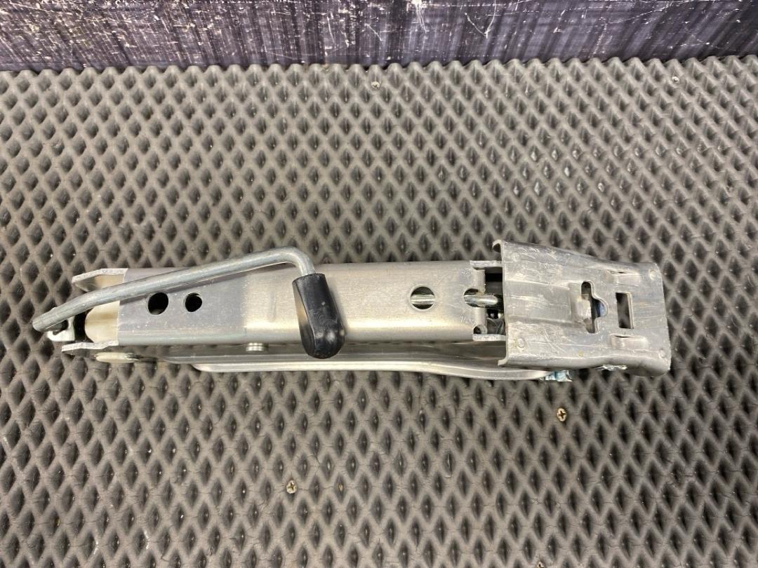 Домкрат, 2970 рублей, Красноярск