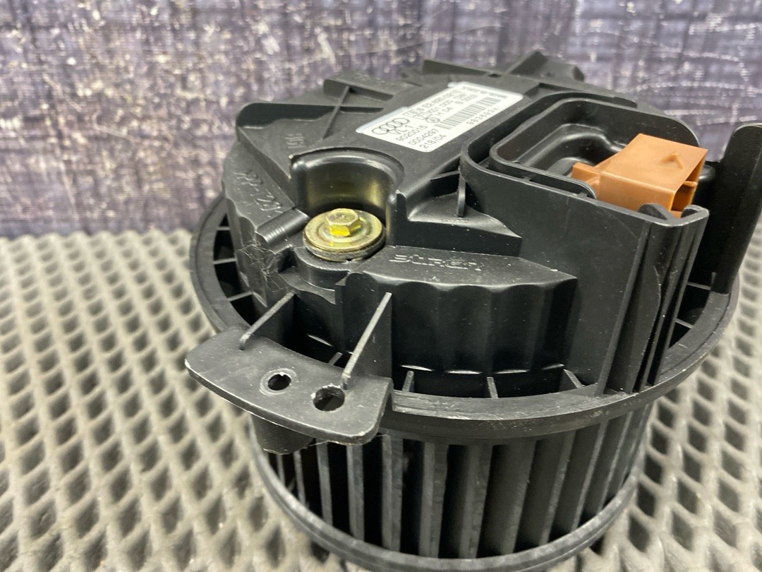 Мотор печки, 2560 рублей, Красноярск