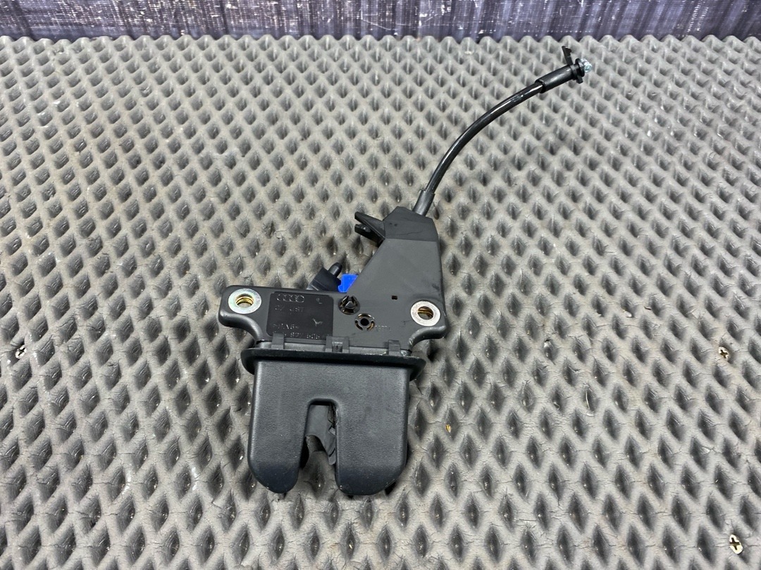 Замок багажника, 3720 рублей, Красноярск