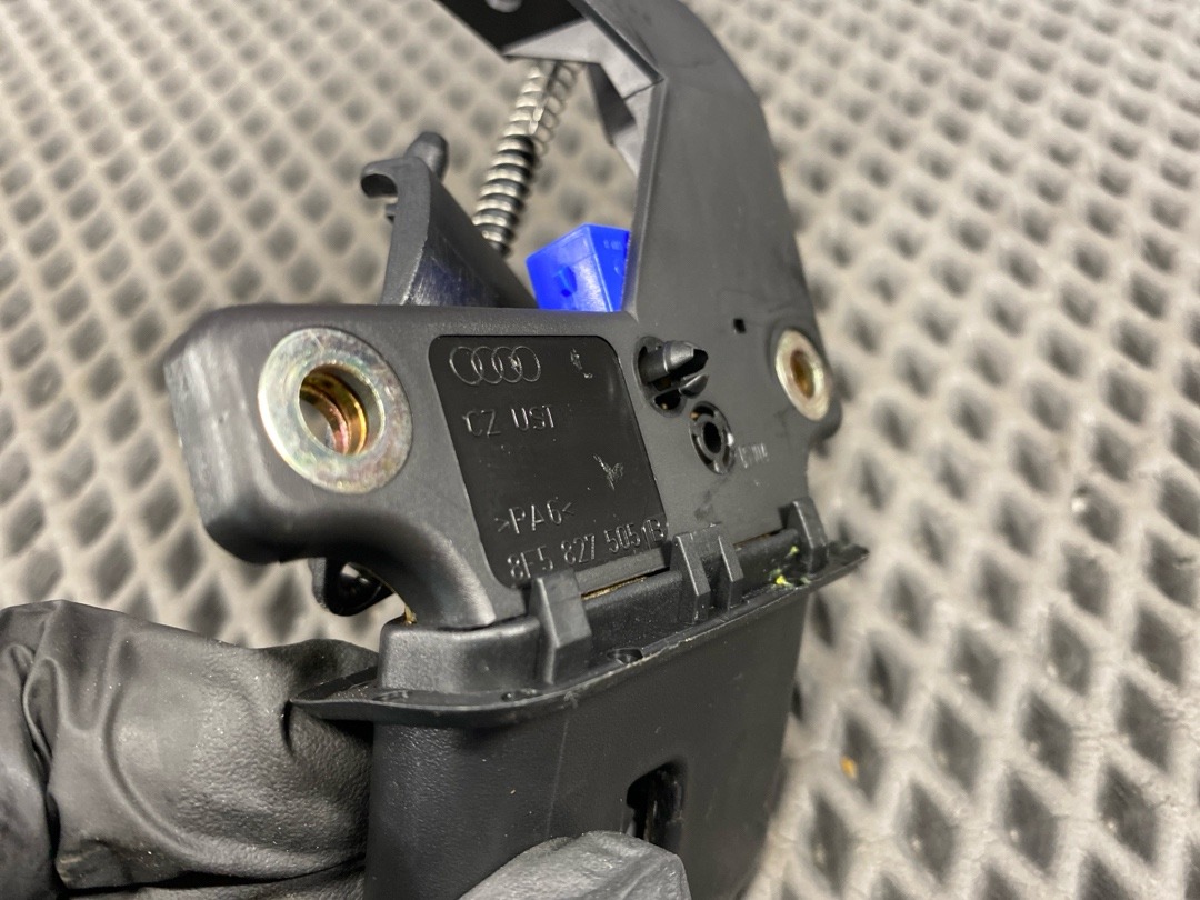 Замок багажника, 3720 рублей, Красноярск