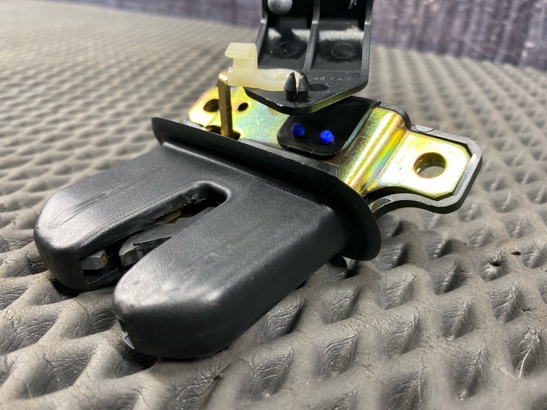 Замок багажника, 3720 рублей, Красноярск