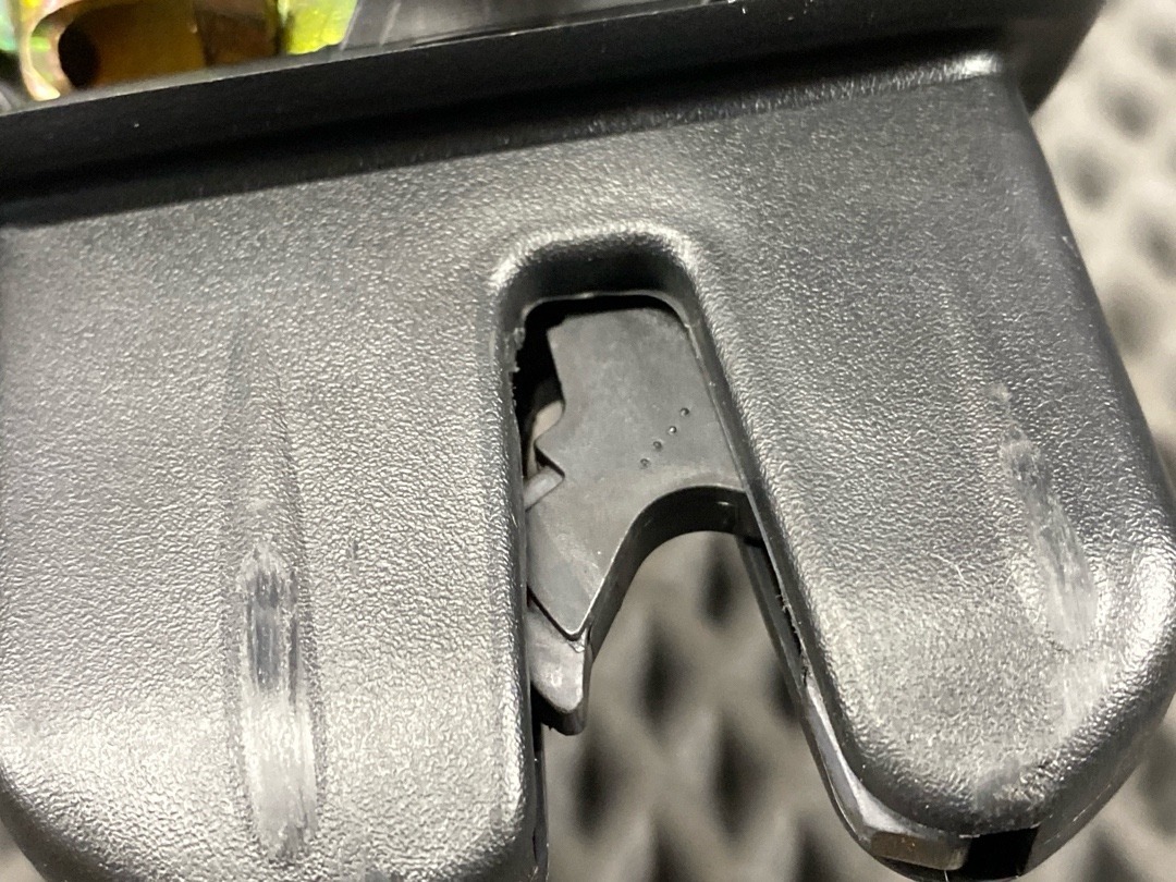 Замок багажника, 3720 рублей, Красноярск