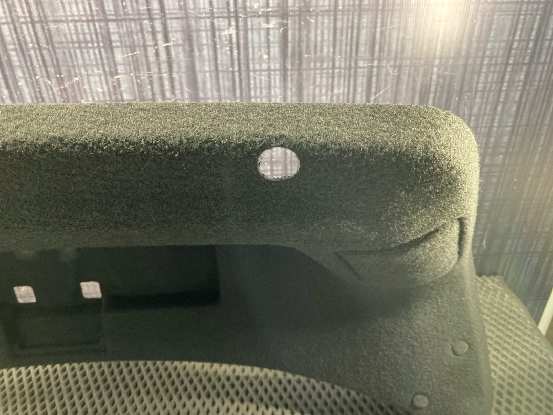 Обшивка крышки багажника, 1940 рублей, Красноярск