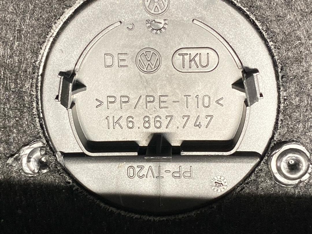 Обшивка крышки багажника, 1940 рублей, Красноярск