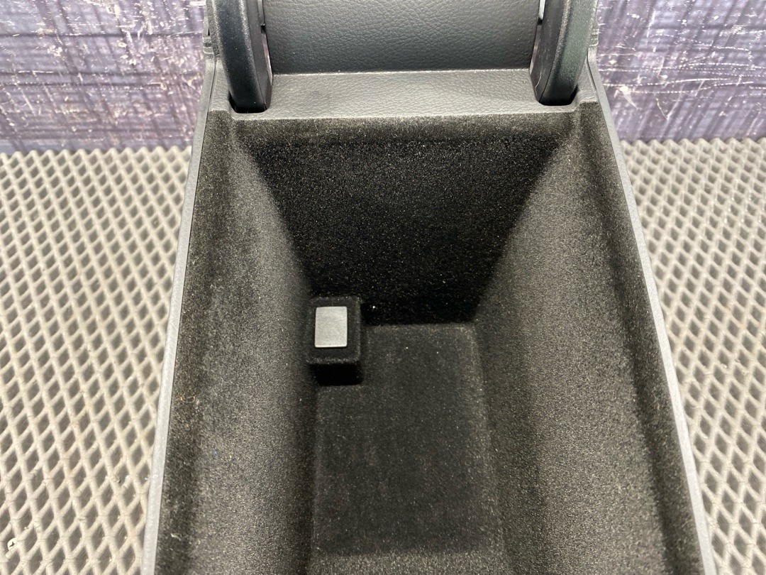 Подлокотник, 8360 рублей, Красноярск