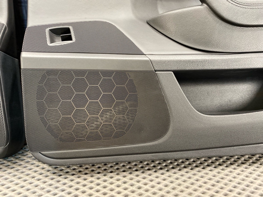 Комплект обшивок дверей, 15910 рублей, Красноярск