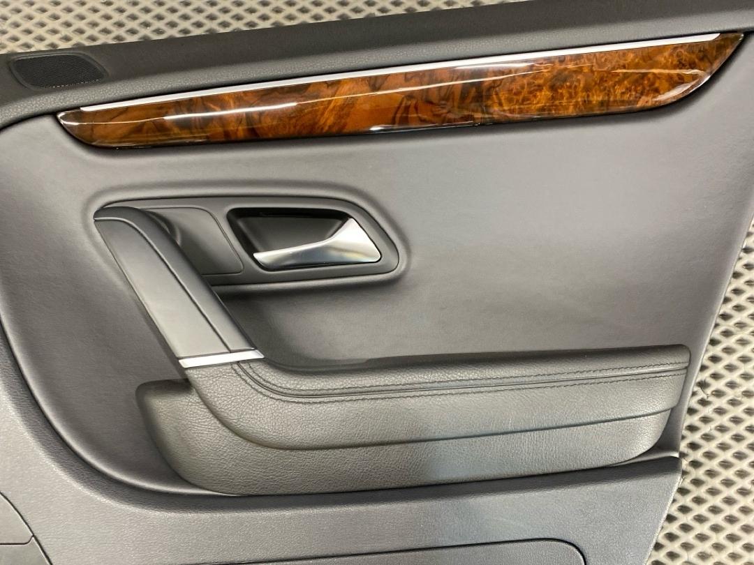 Комплект обшивок дверей, 15910 рублей, Красноярск