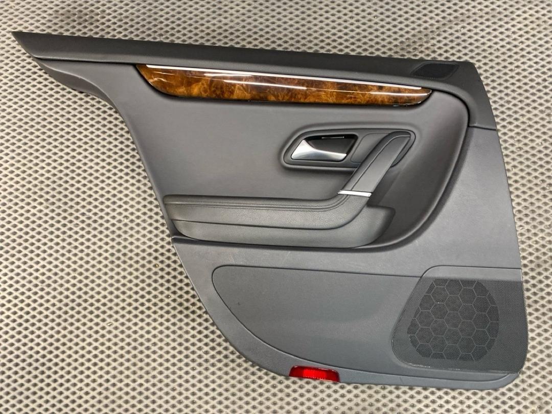 Комплект обшивок дверей, 15910 рублей, Красноярск