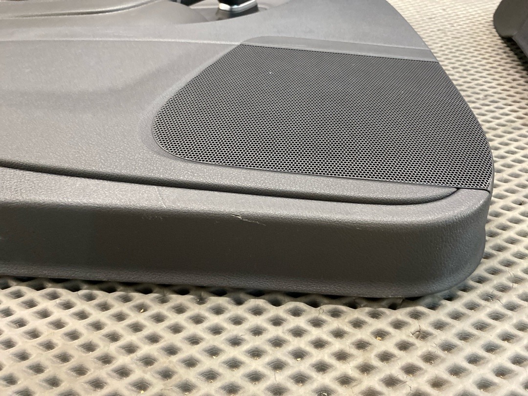 Комплект обшивок дверей, 15910 рублей, Красноярск