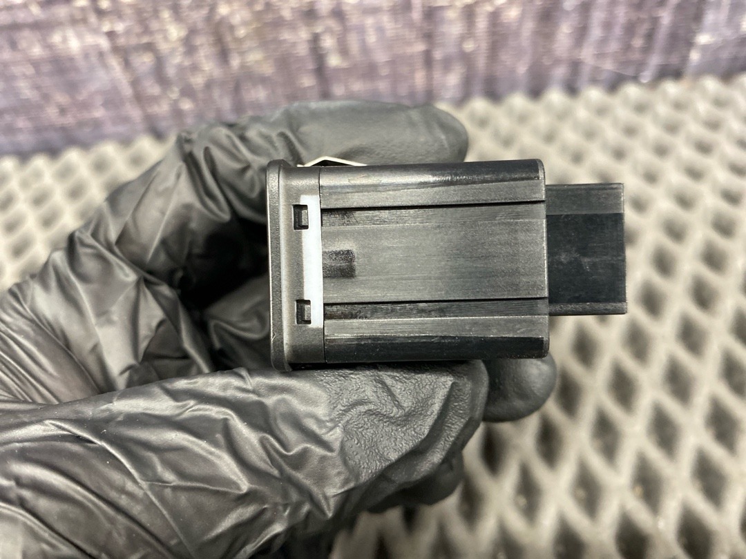 Кнопка яркости подсветки, 520 рублей, Красноярск