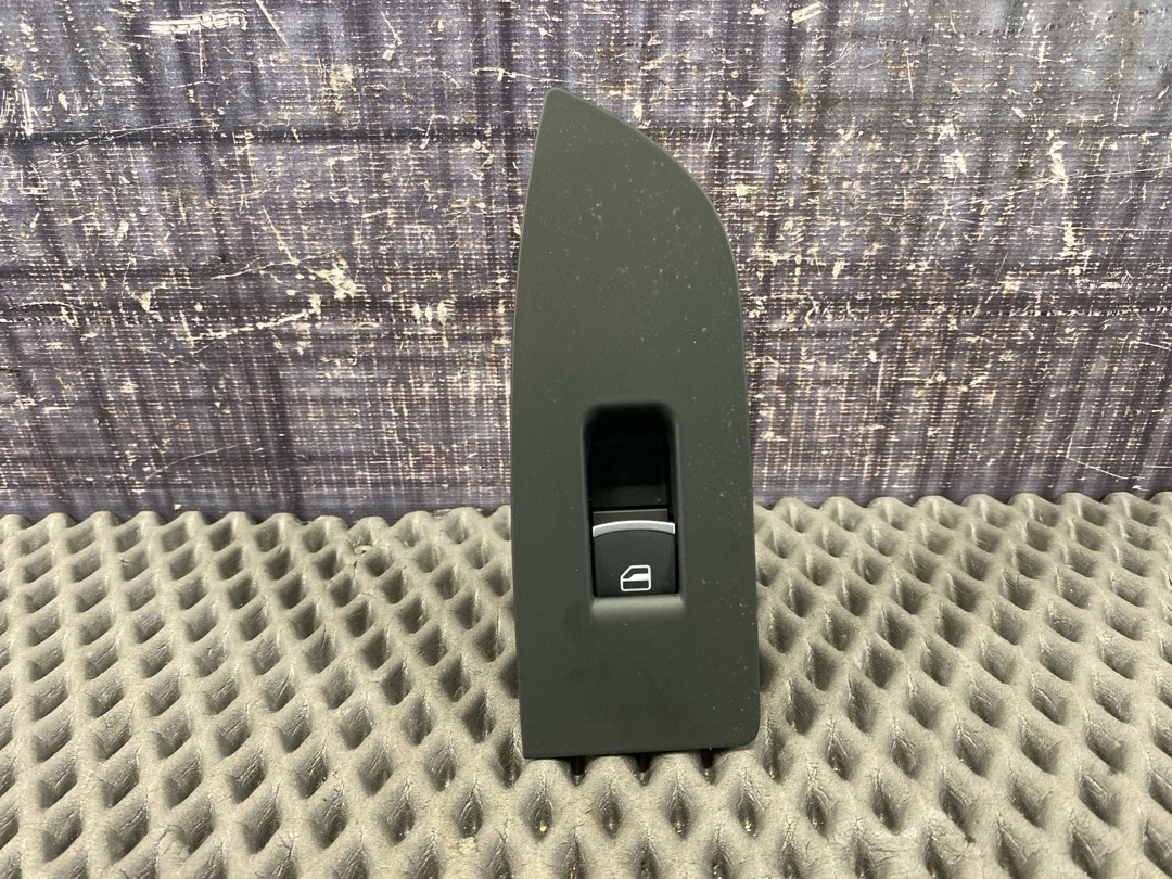 Кнопка стеклоподъемника, 890 рублей, Красноярск