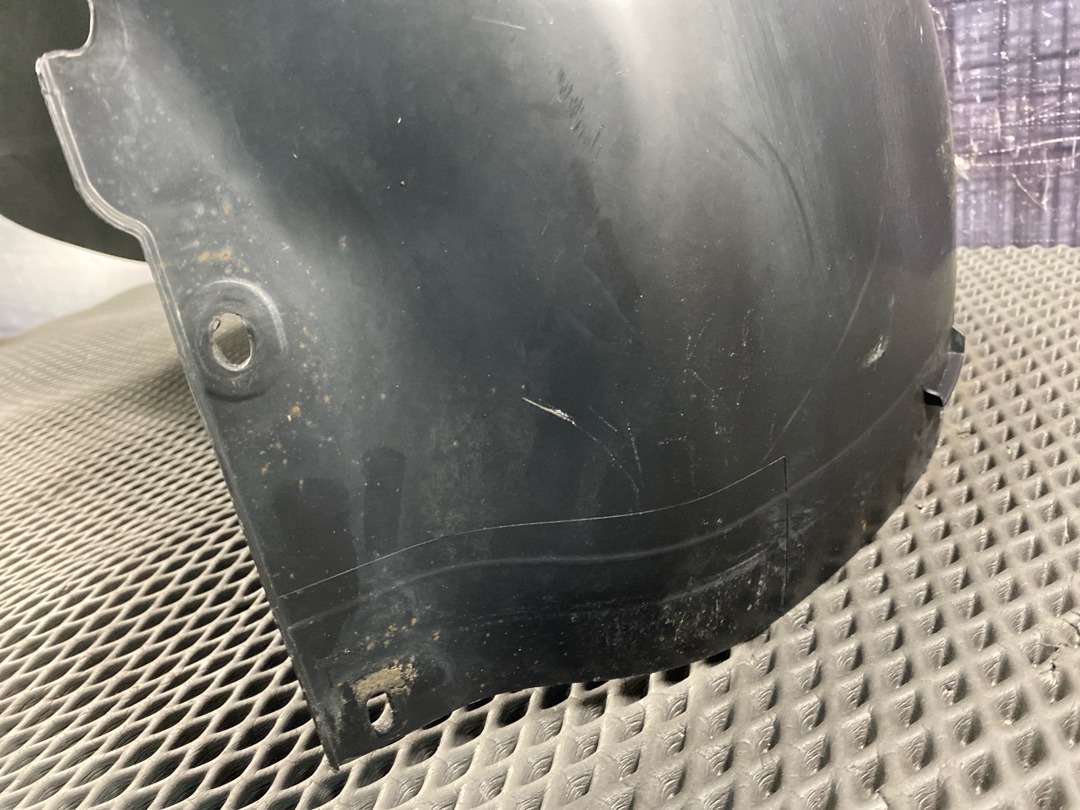 Подкрылок, 6330 рублей, Красноярск