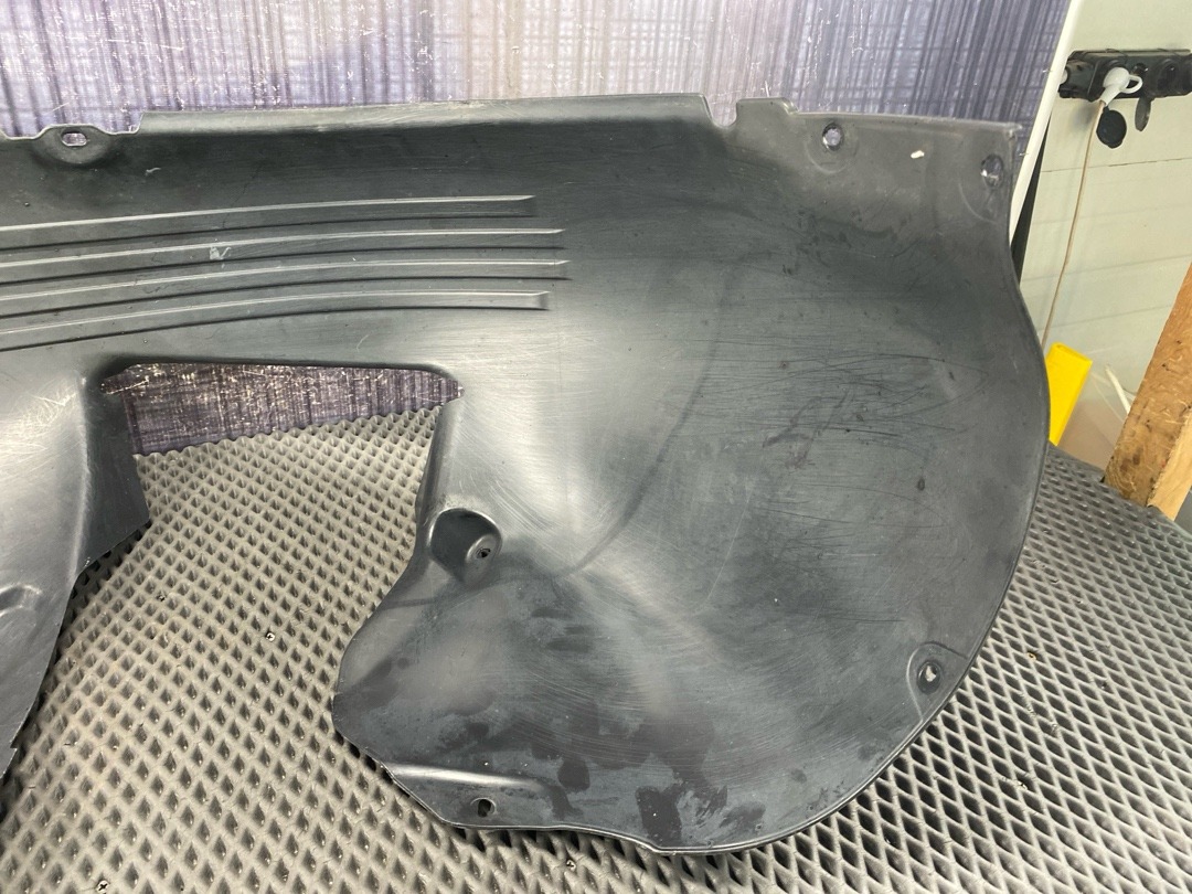 Подкрылок, 6330 рублей, Красноярск