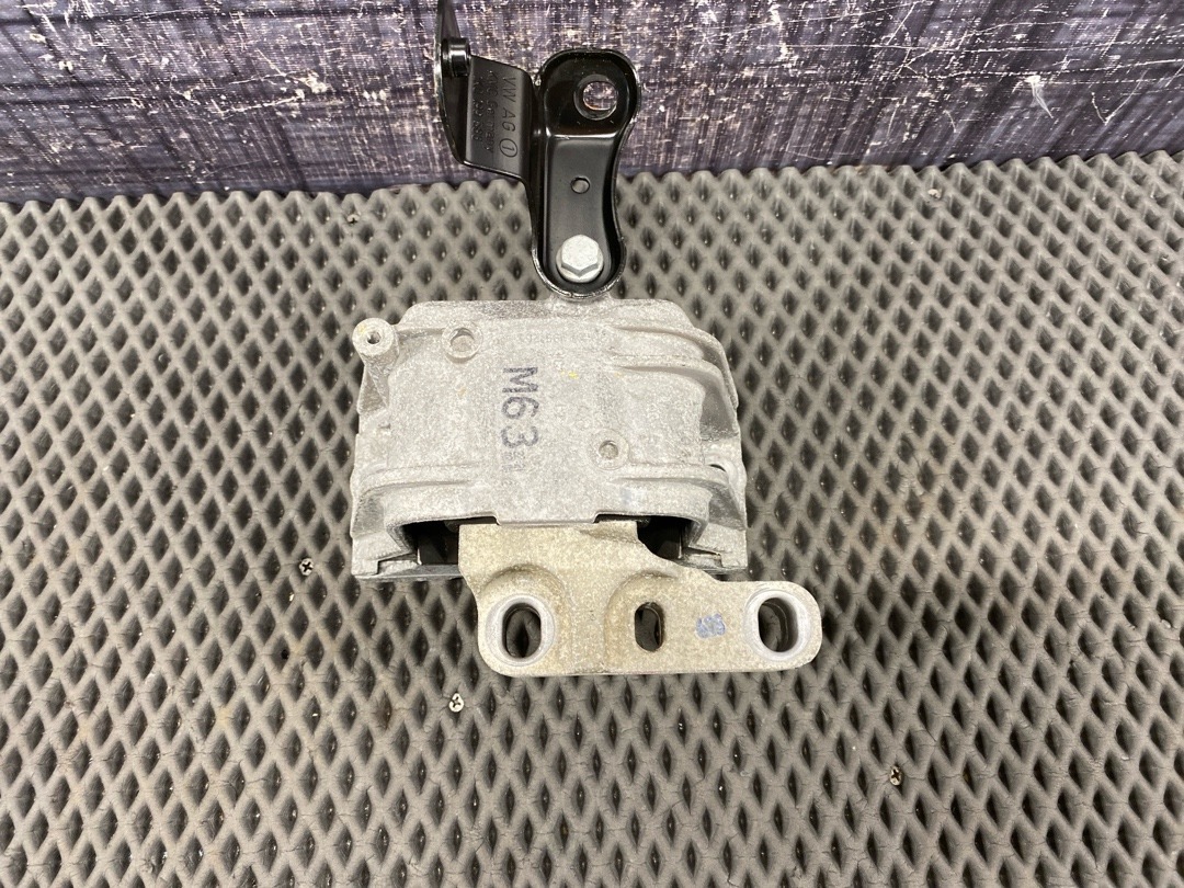 Подушка двигателя, 3730 рублей, Красноярск