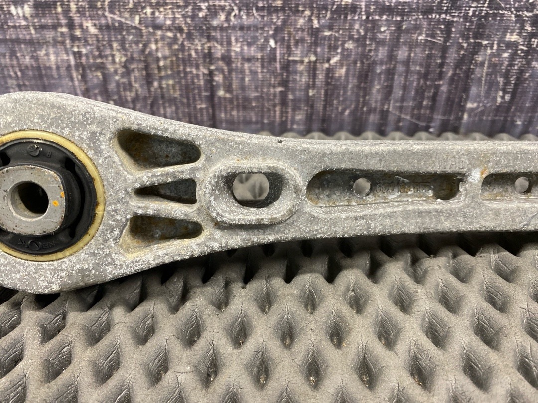 Опора двигателя, 970 рублей, Красноярск