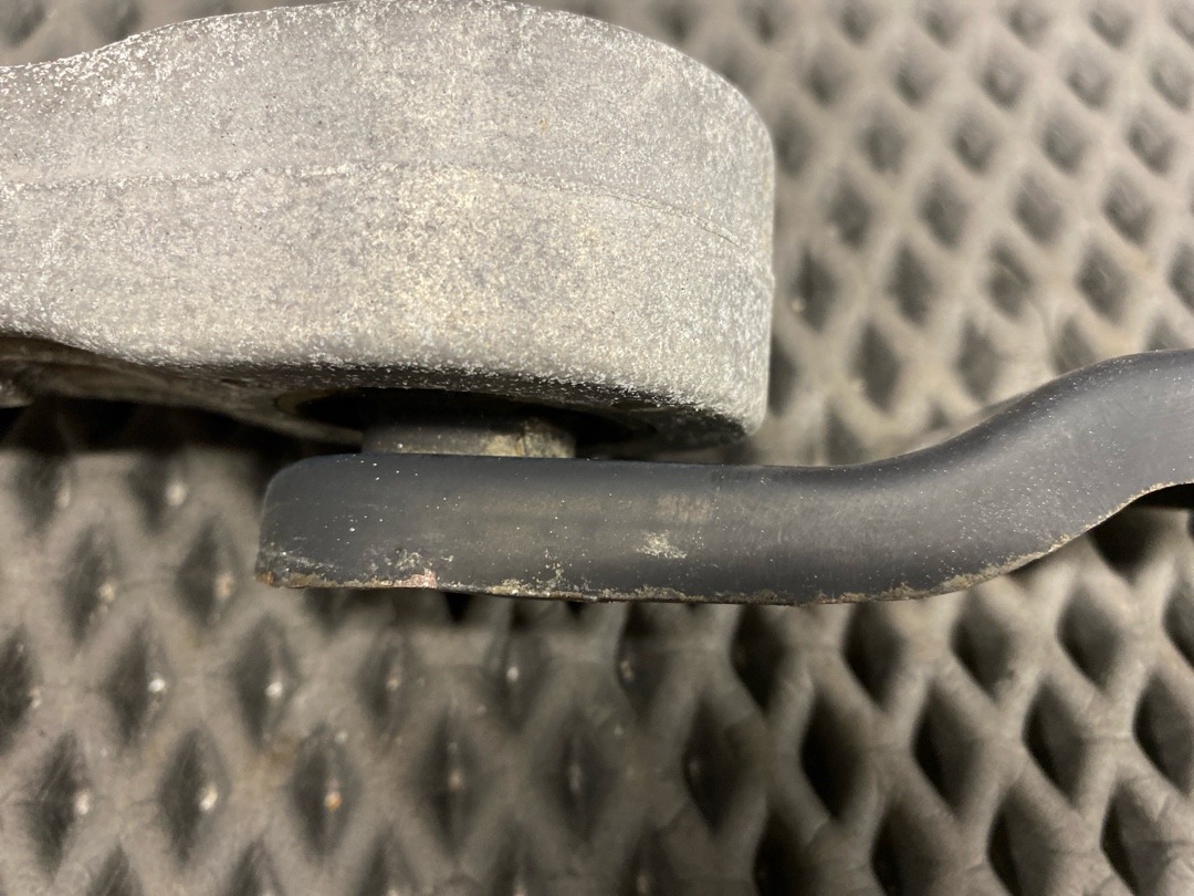 Опора двигателя, 970 рублей, Красноярск